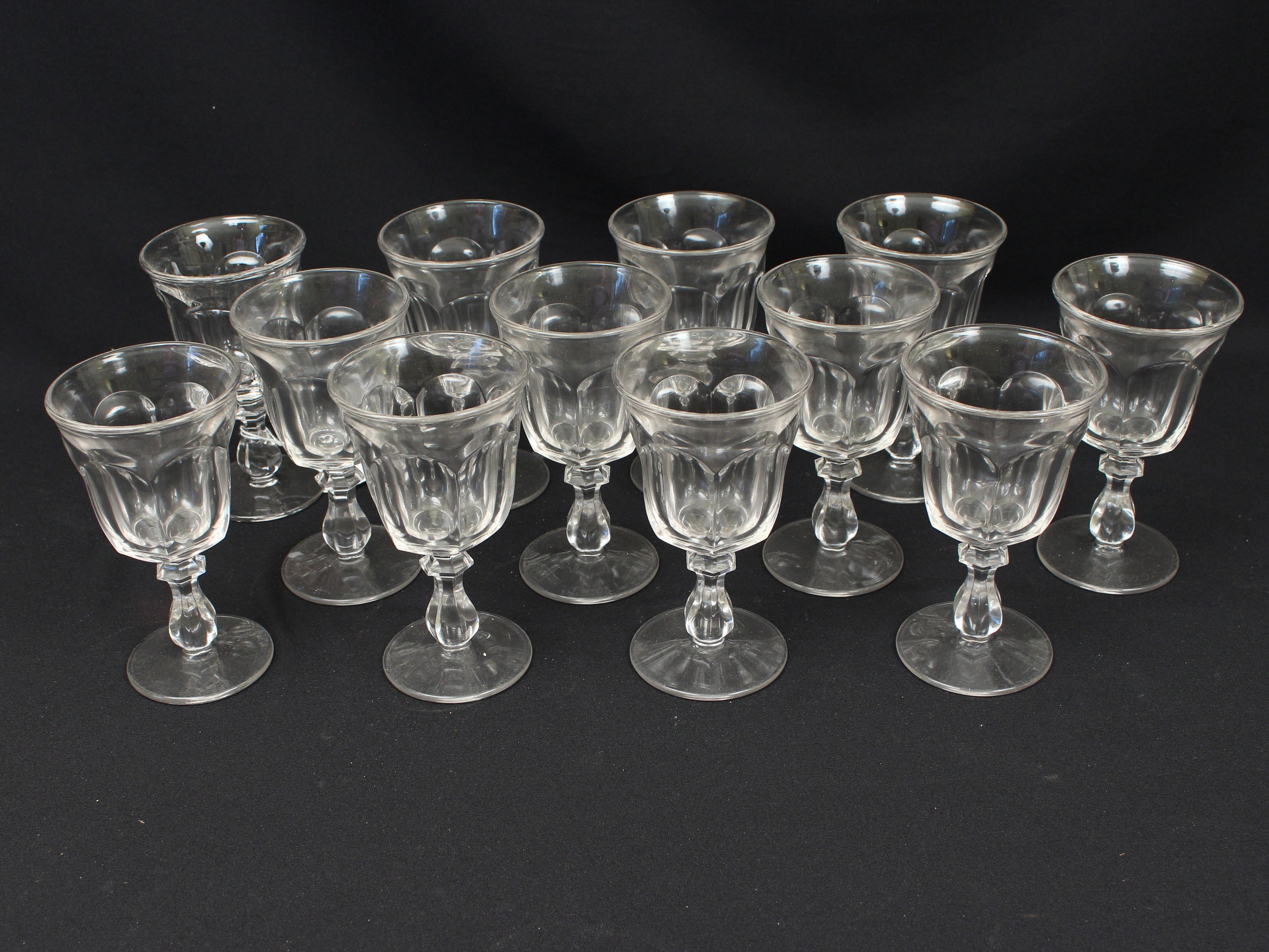 Old Williamsburg Dessert Glasses- Sundae