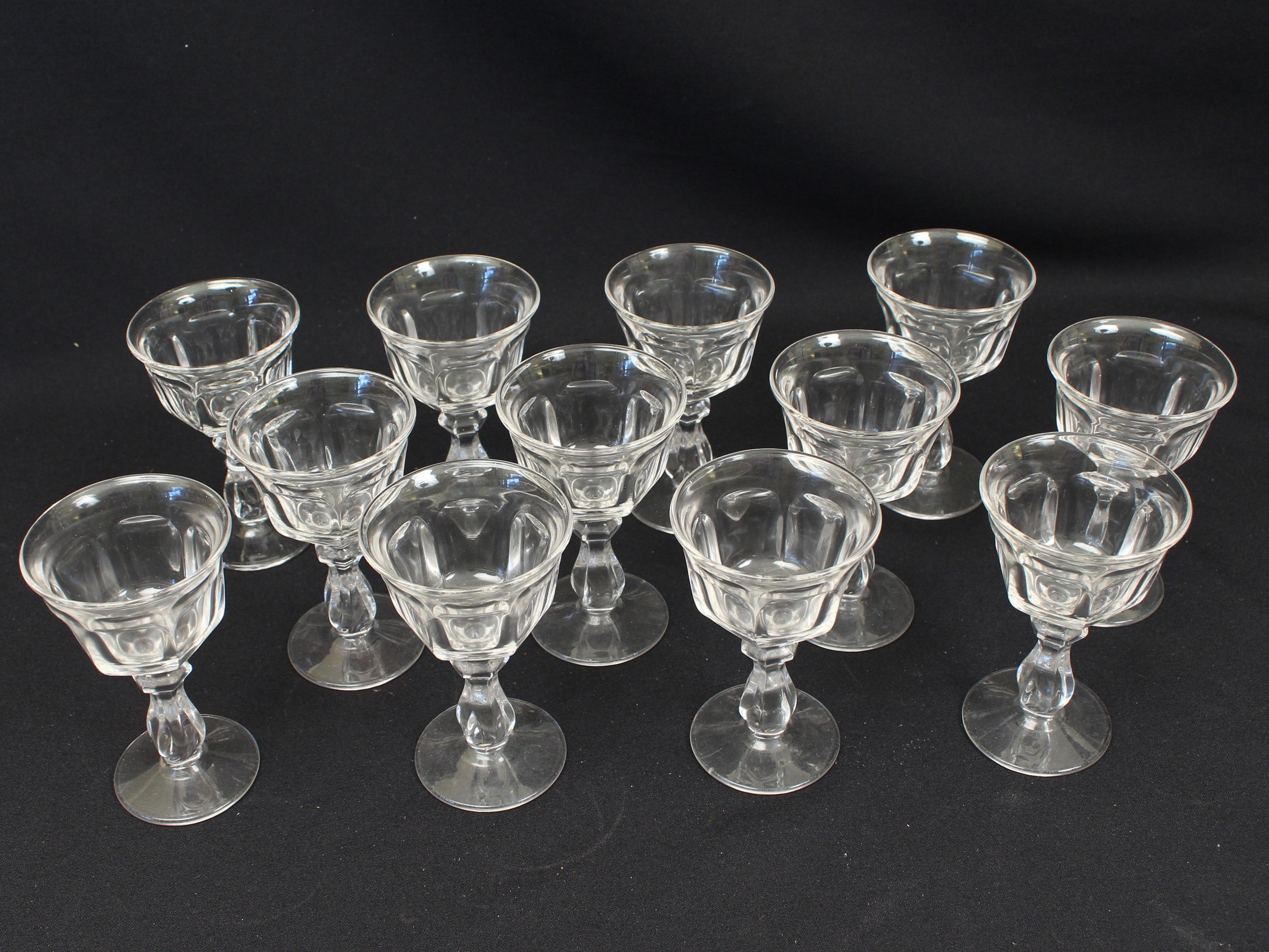 Old Williamsburg Dessert Glasses- Cordial